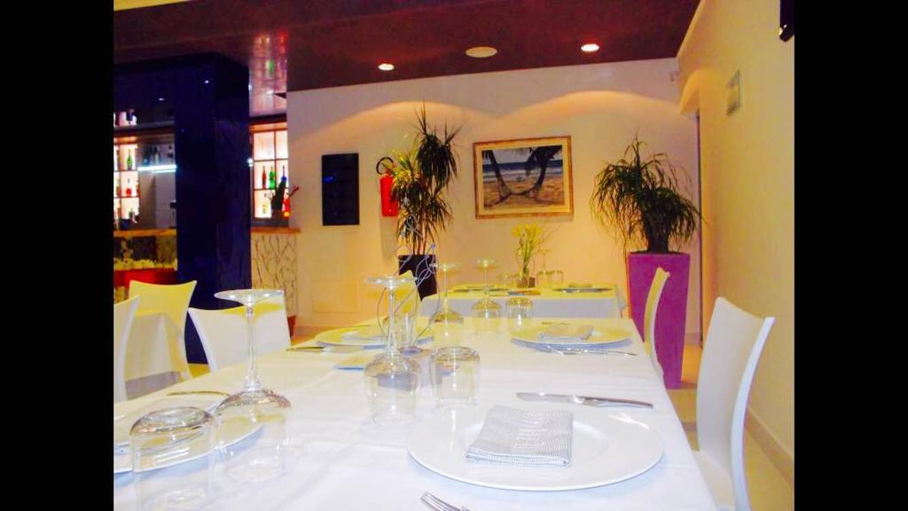 Hotel Zodiaco Porto Cesareo Exterior photo